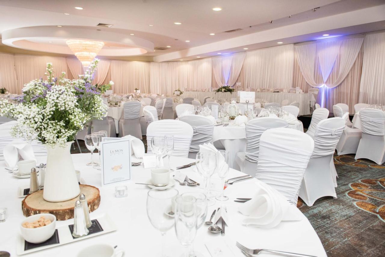 La Mon Hotel & Country Club Castlereagh Exterior foto